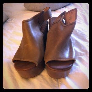 Leather wedges